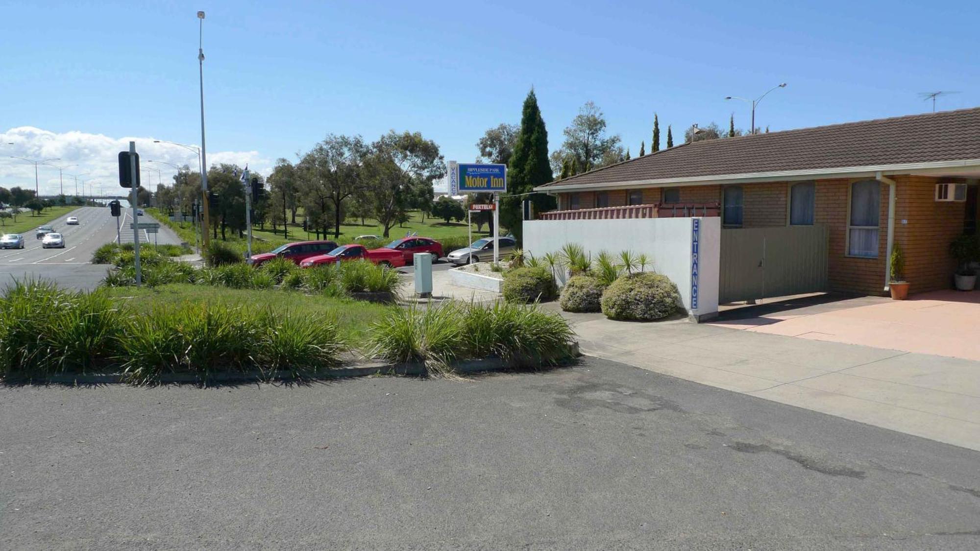 ג'ילונג Rippleside Park Motor Inn מראה חיצוני תמונה